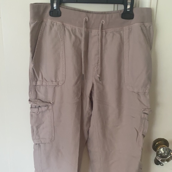 Aritzia Cebu Beige/Taupe Cargo Pants - Picture 2 of 7